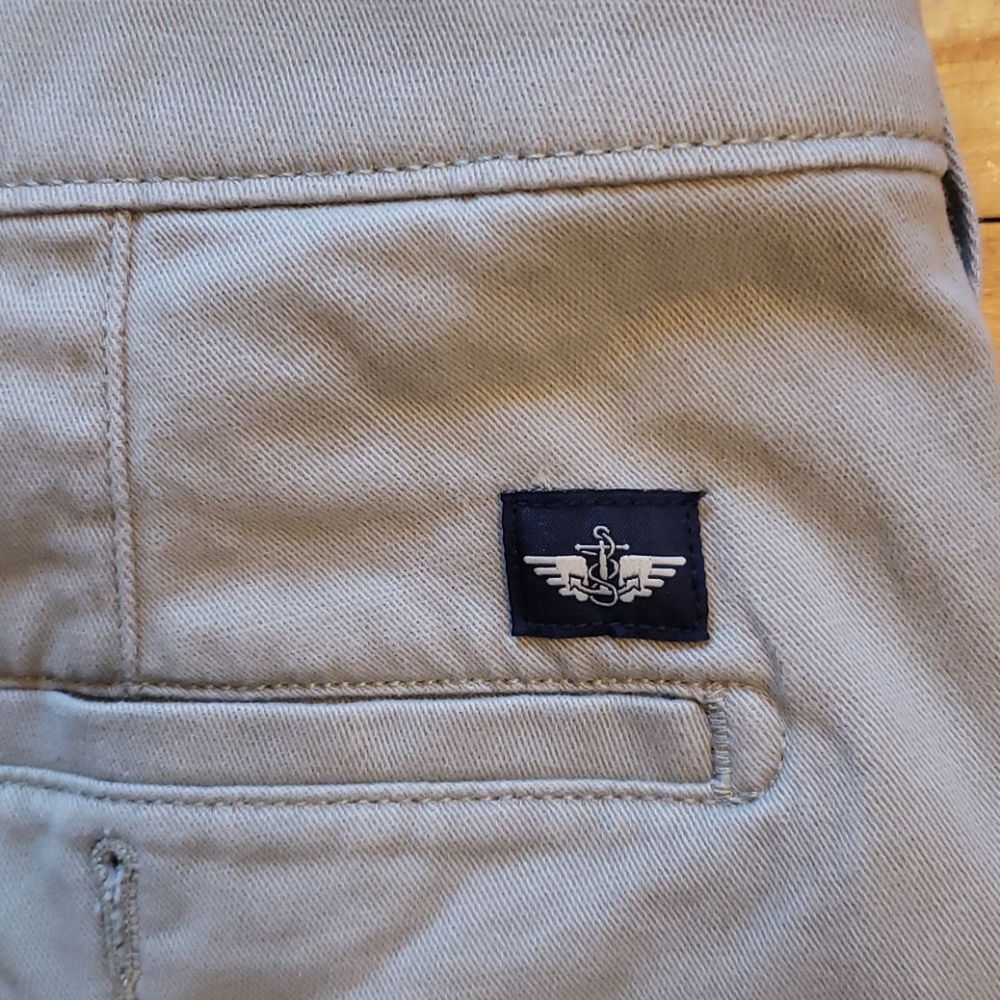 Dockers Tan Shorts - Picture 6 of 6